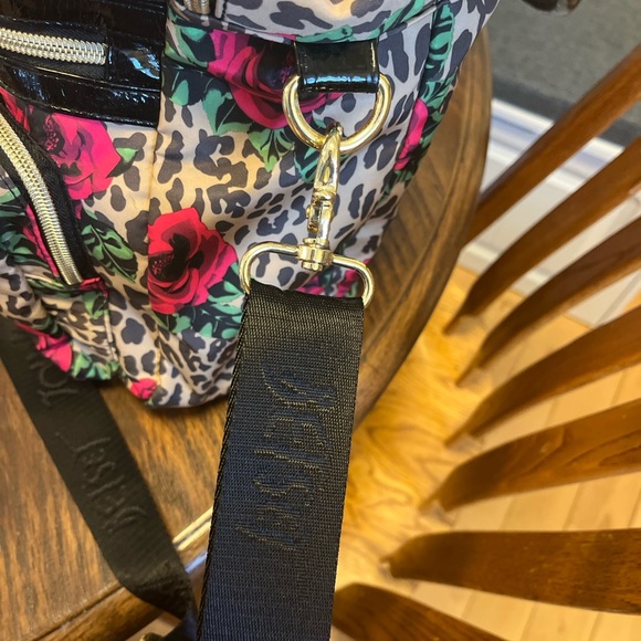 Betsey Johnson Wild Rose Shoulder Bag - Picture 5 of 14